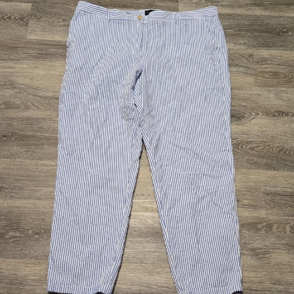 Talbots Blue And White Seersucker Relaxed Chinos Sz 16